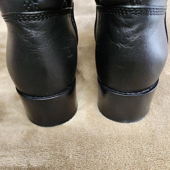 Chanel Mid-Calf Quilted Black Leather Boots, Authentic - Picture 3 of 12